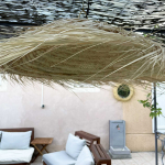 Suspension Parasol en palmier naturel tressé du Maroc forme évasée